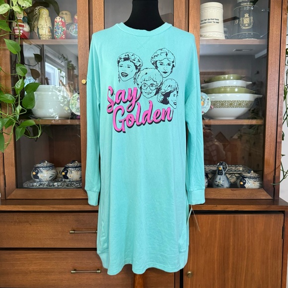 NWT Golden Girls Knit Graphic Sleep Shirt - Picture 1 of 7